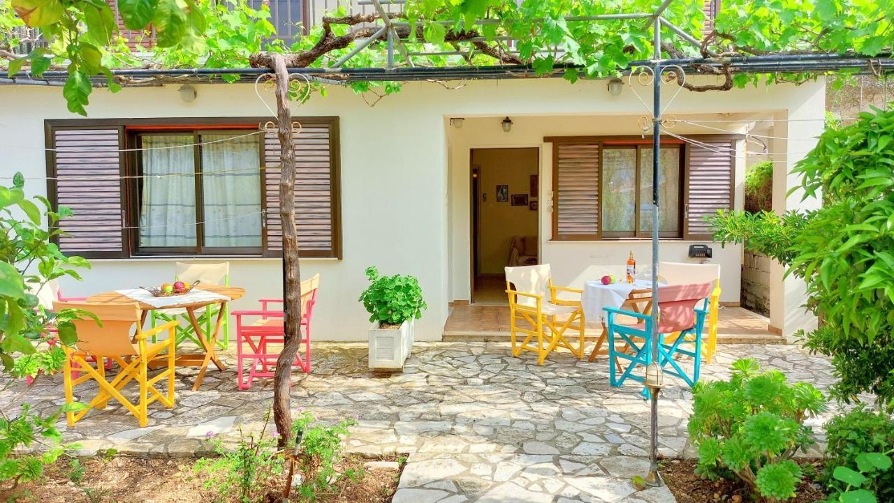 Lourantos Studios & Apartments فاثي المظهر الخارجي الصورة